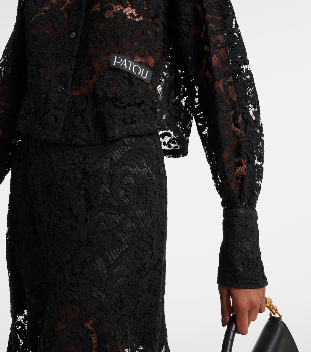 Blouse raccourcie en dentelle | Patou