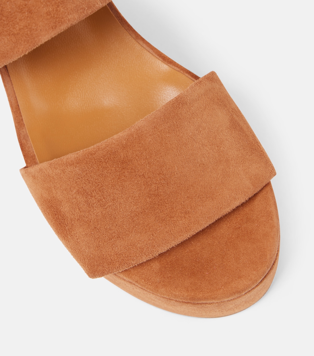 Scarpe comode CLERGERIE Cora4 in pelle scamosciata con plateau trendy per giovani