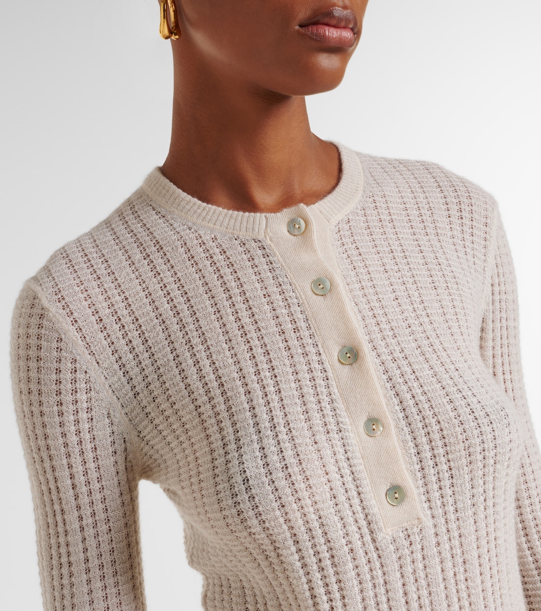 Camiseta con botones de cachemir y seda | Vince