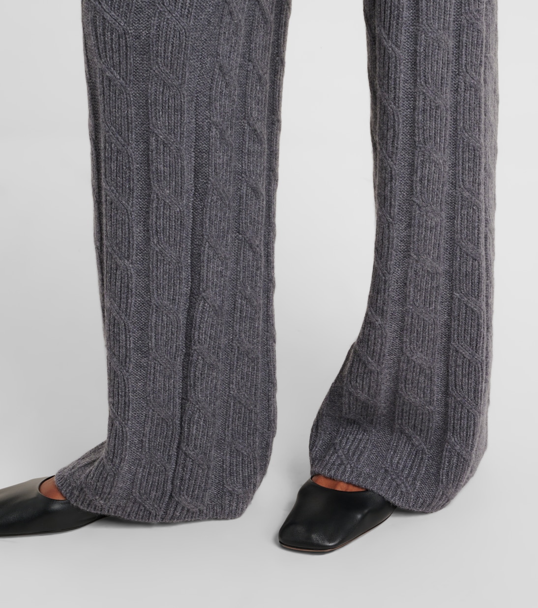 Ebba low-rise cashmere wide-leg pants | Lisa Yang