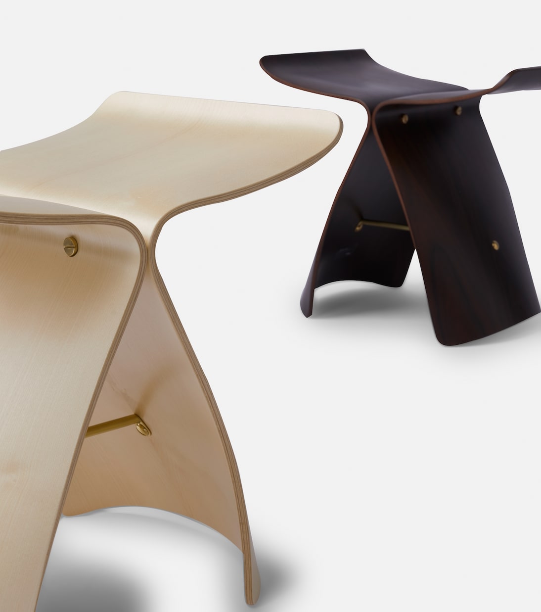 Butterfly maple stool | Vitra