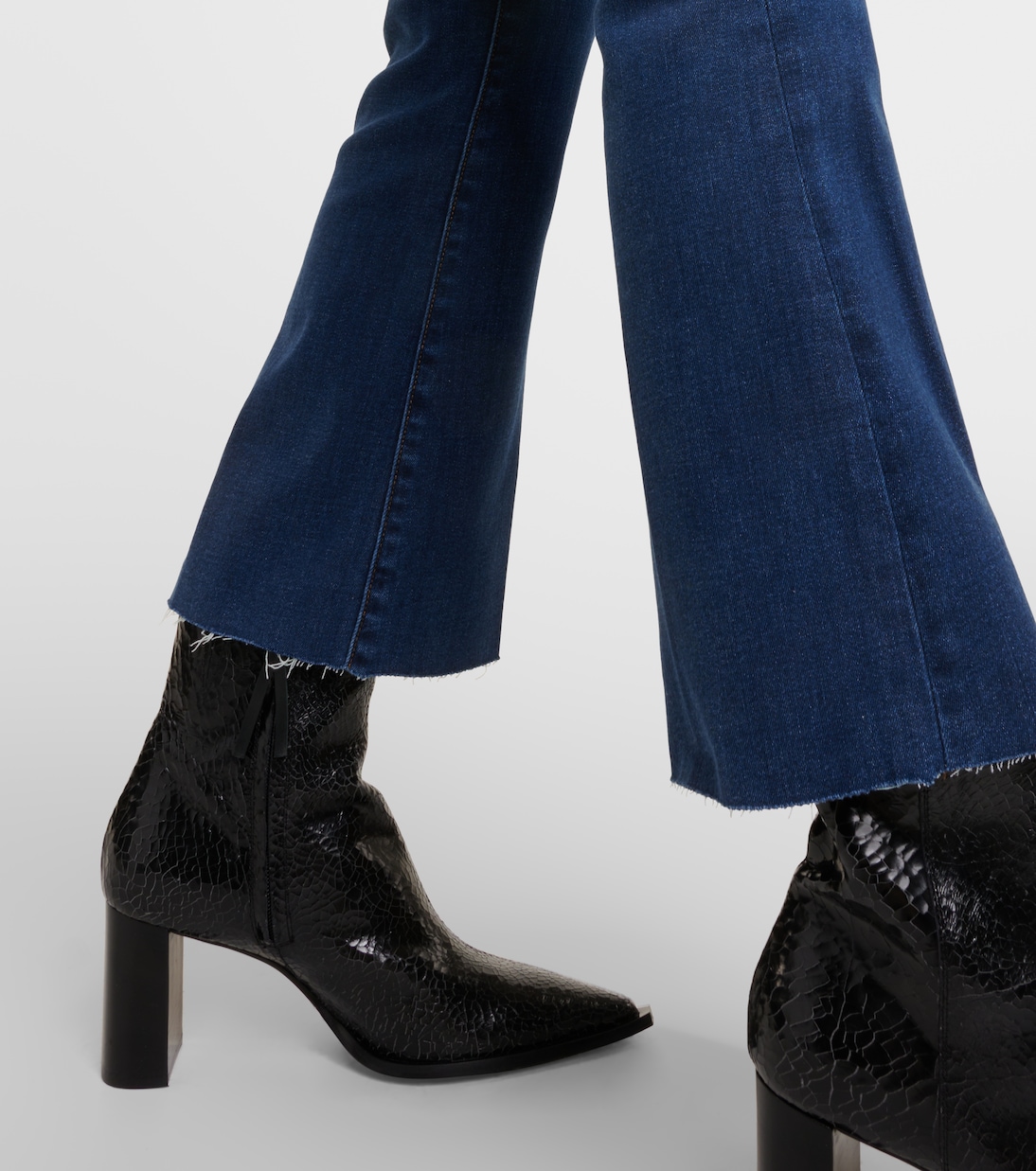 Le Crop Mini Boot mid-rise bootcut jeans | Frame