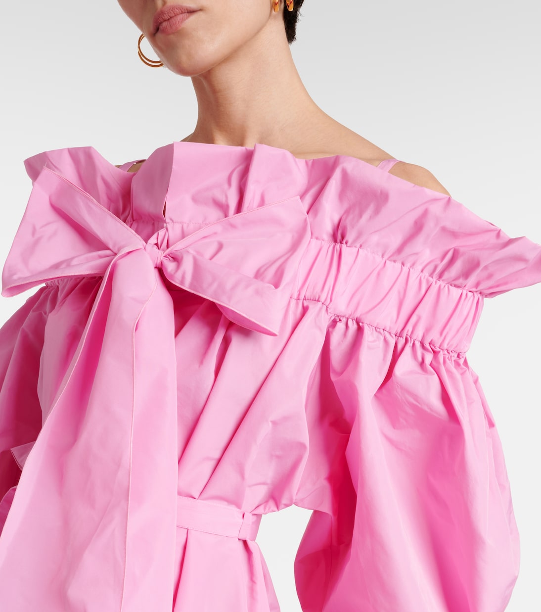 Vestido corto de faya con volante y lazo | Patou