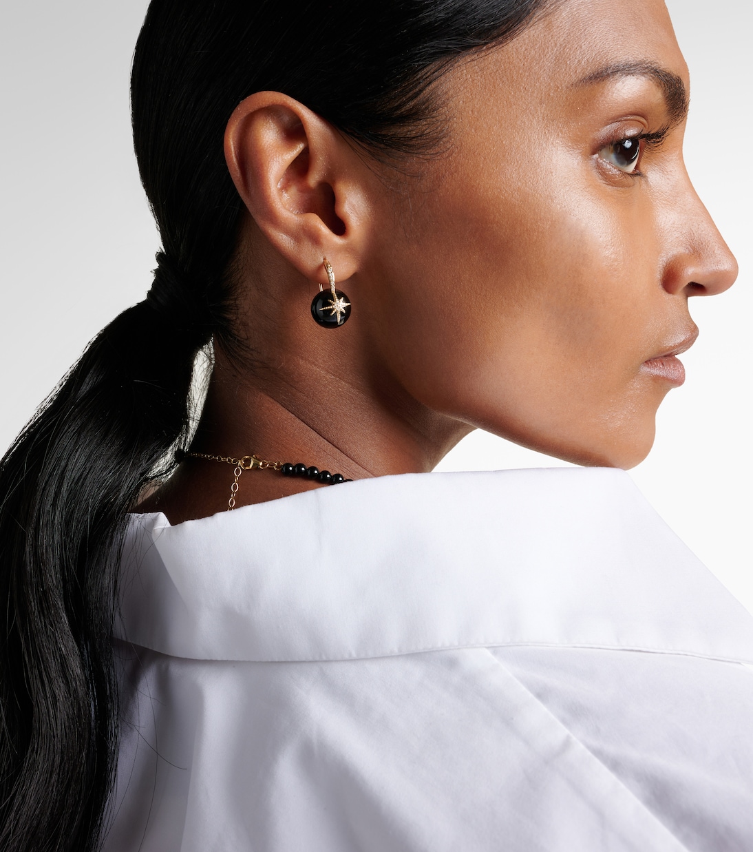 Orecchini in oro 14kt SYDNEY EVAN con diamanti e onice, stile giovane e chic