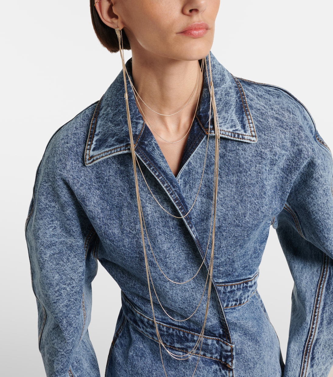 Gioielli ALAÏA: Collana e Orecchini con Catena Moderna per Giovani Stilisti