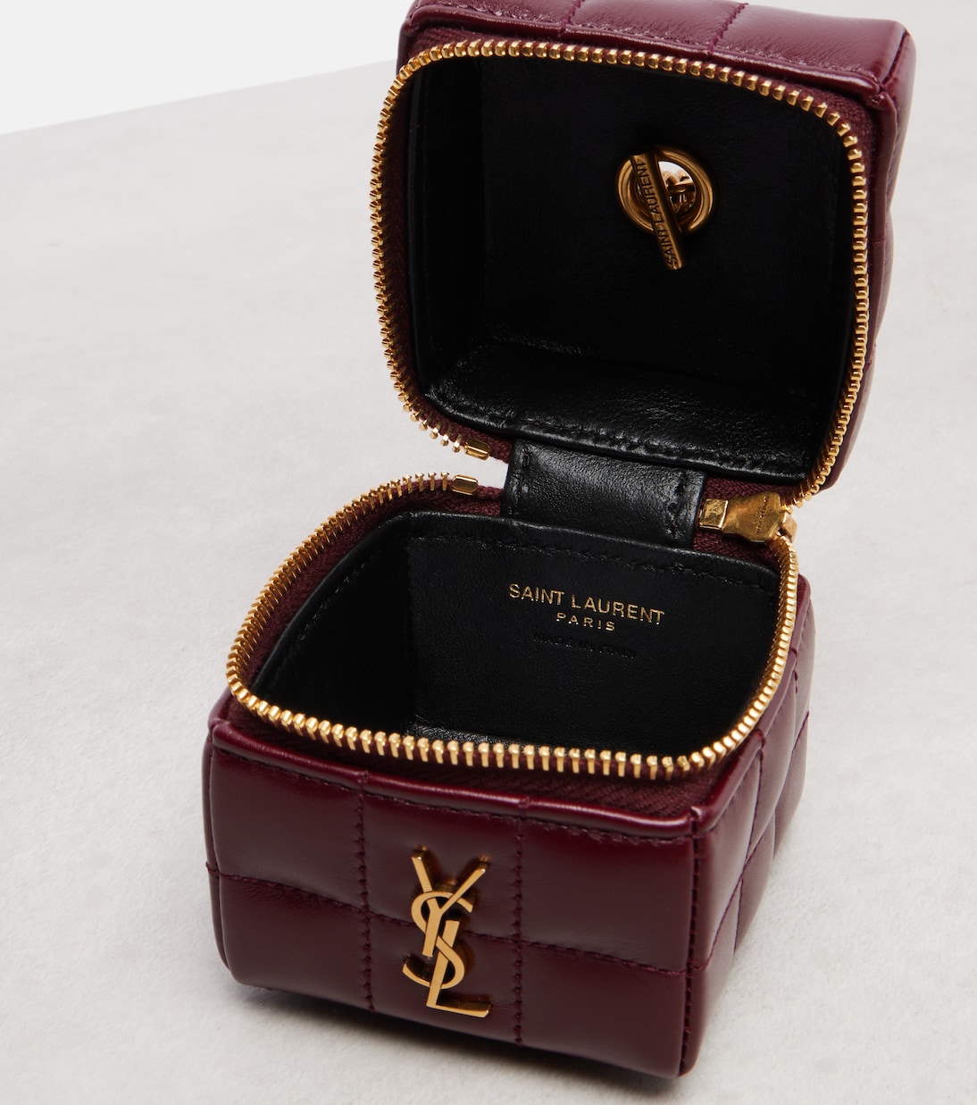 Cassandre Mini leather pouch on chain | Saint Laurent