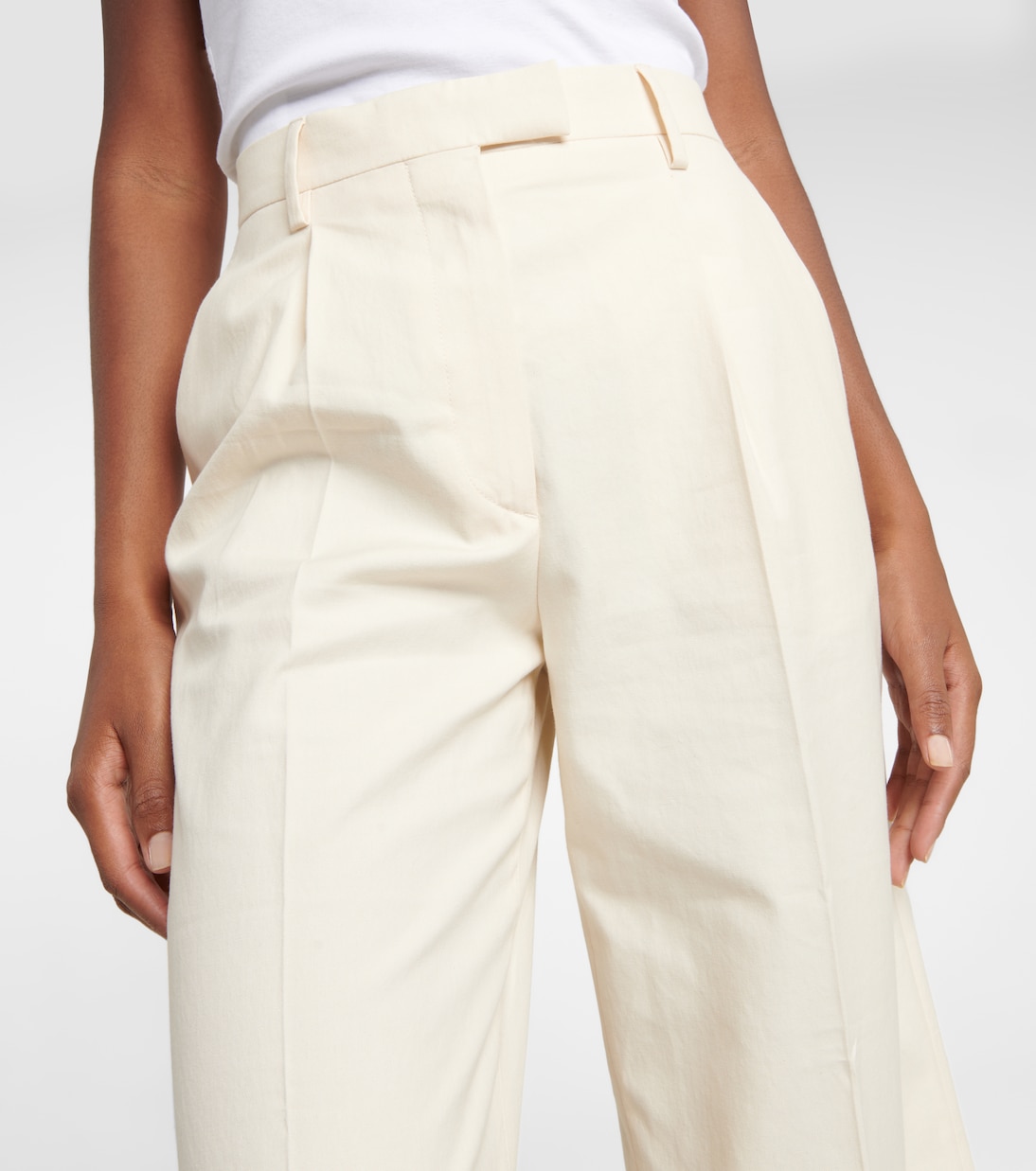 Pantaloni Larghi a Vita Alta in Cupro di Prada per Giovani Stilisti