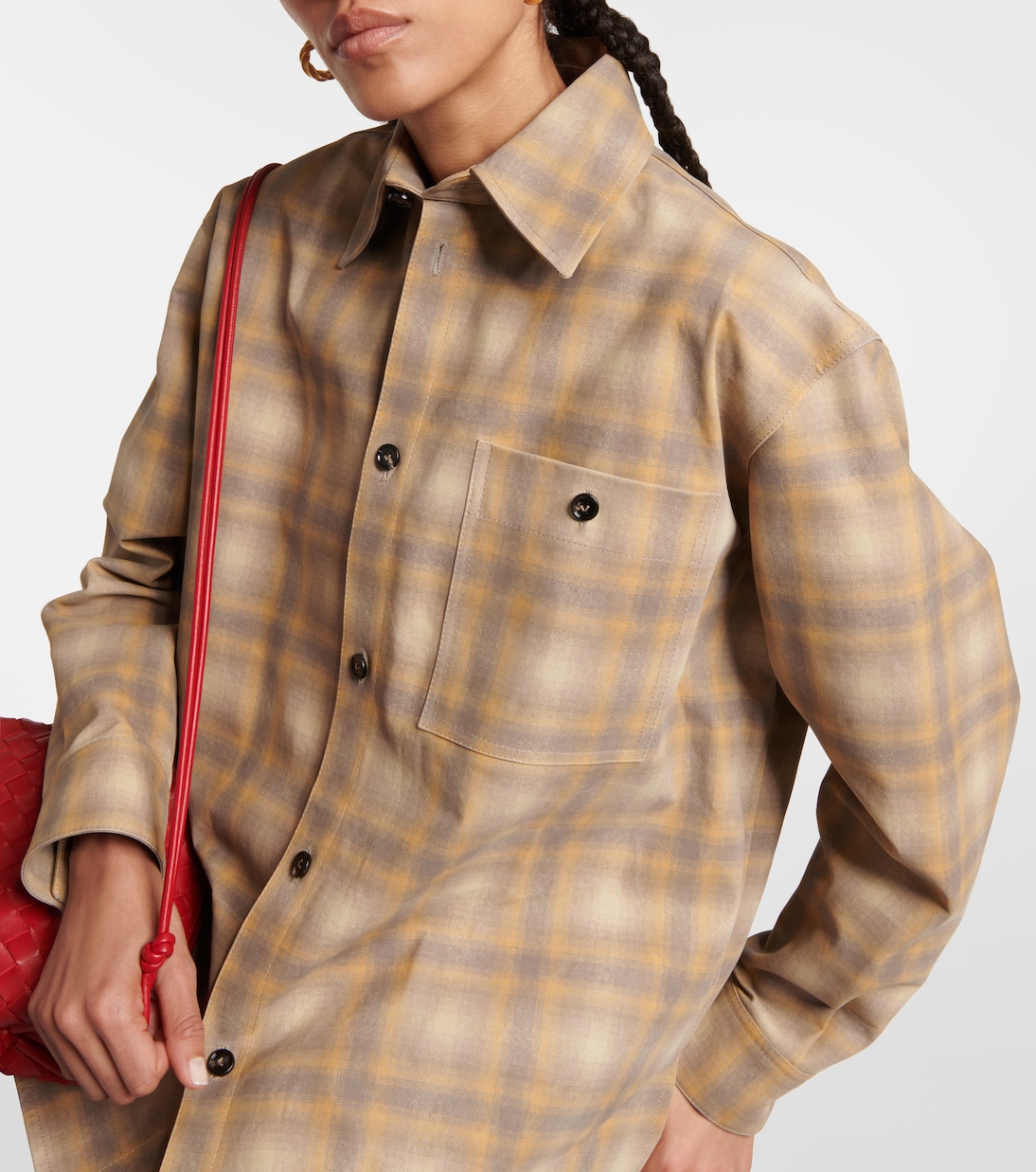 Camisa de Cuero Estampada Bottega Veneta para Jóvenes Modernos
