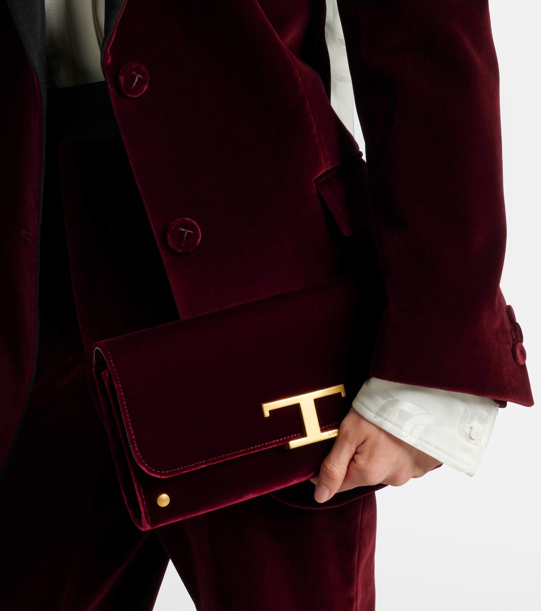 T Timeless Small velvet wallet on chain | Tod's