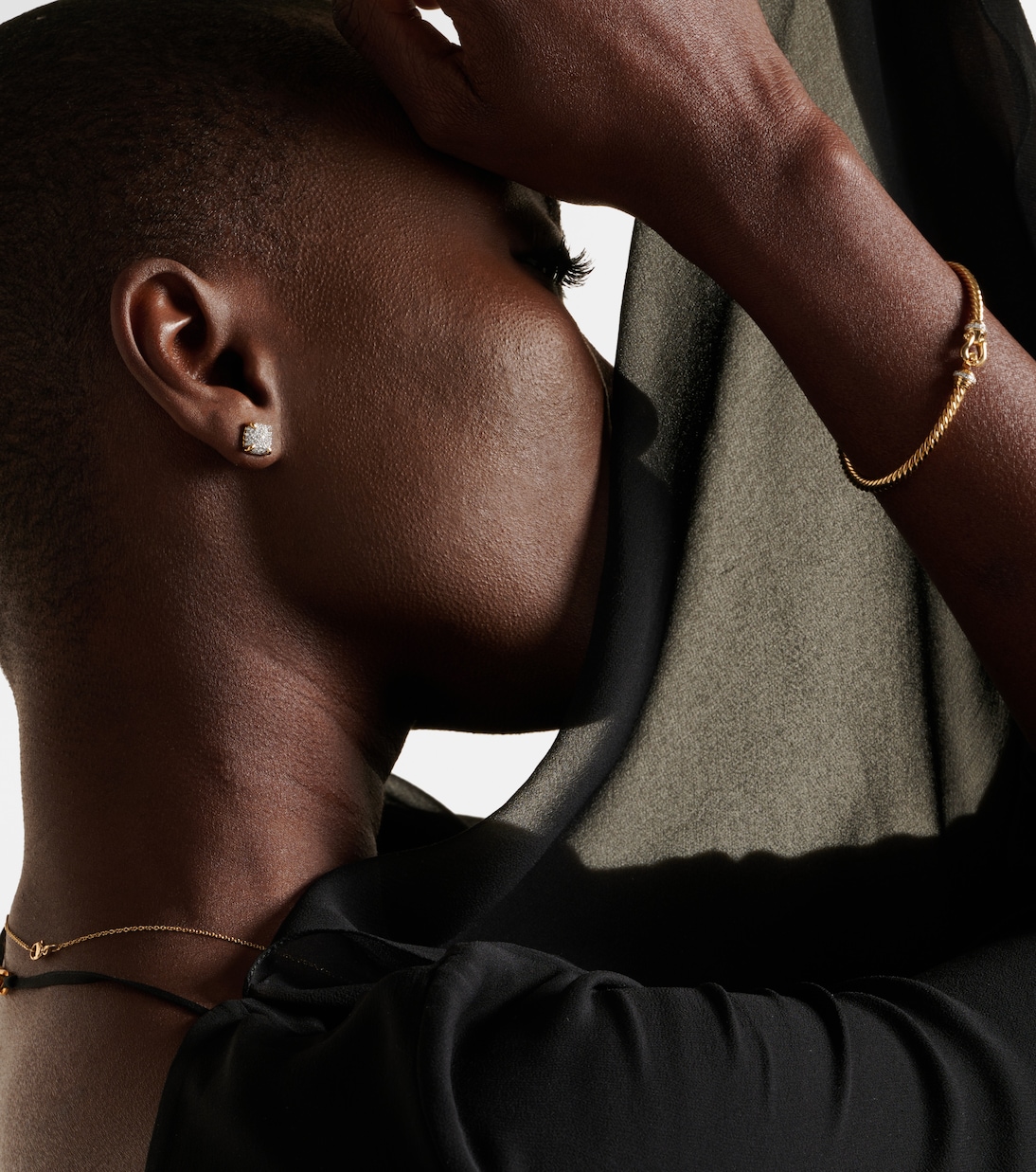 Orecchini Châtelaine® in oro 18kt con diamanti | David Yurman
