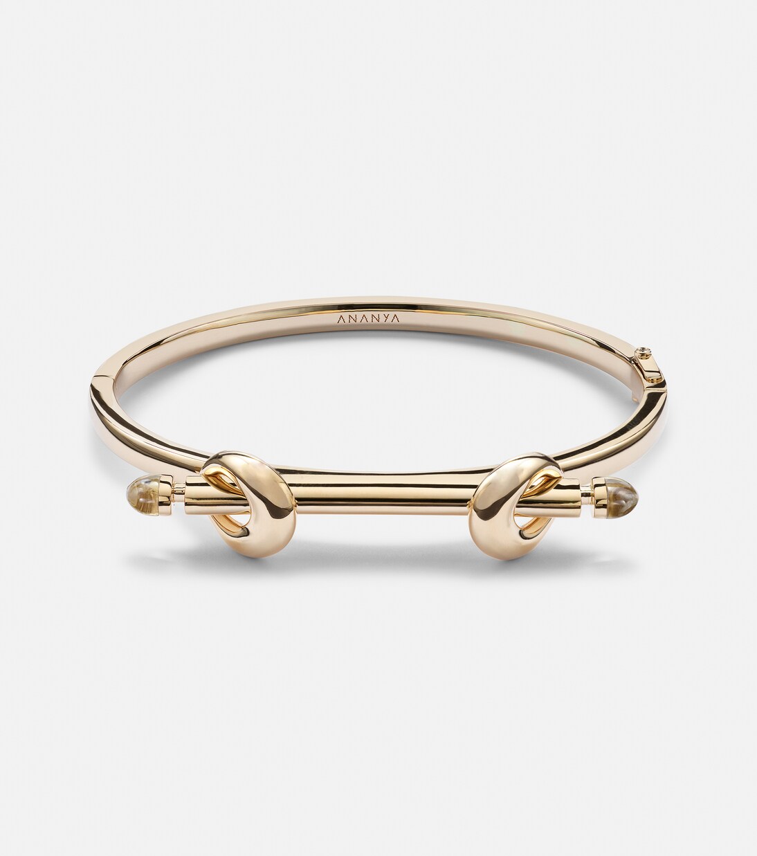 Chakra 18kt gold bracelet with diamonds and quartz | Ananya