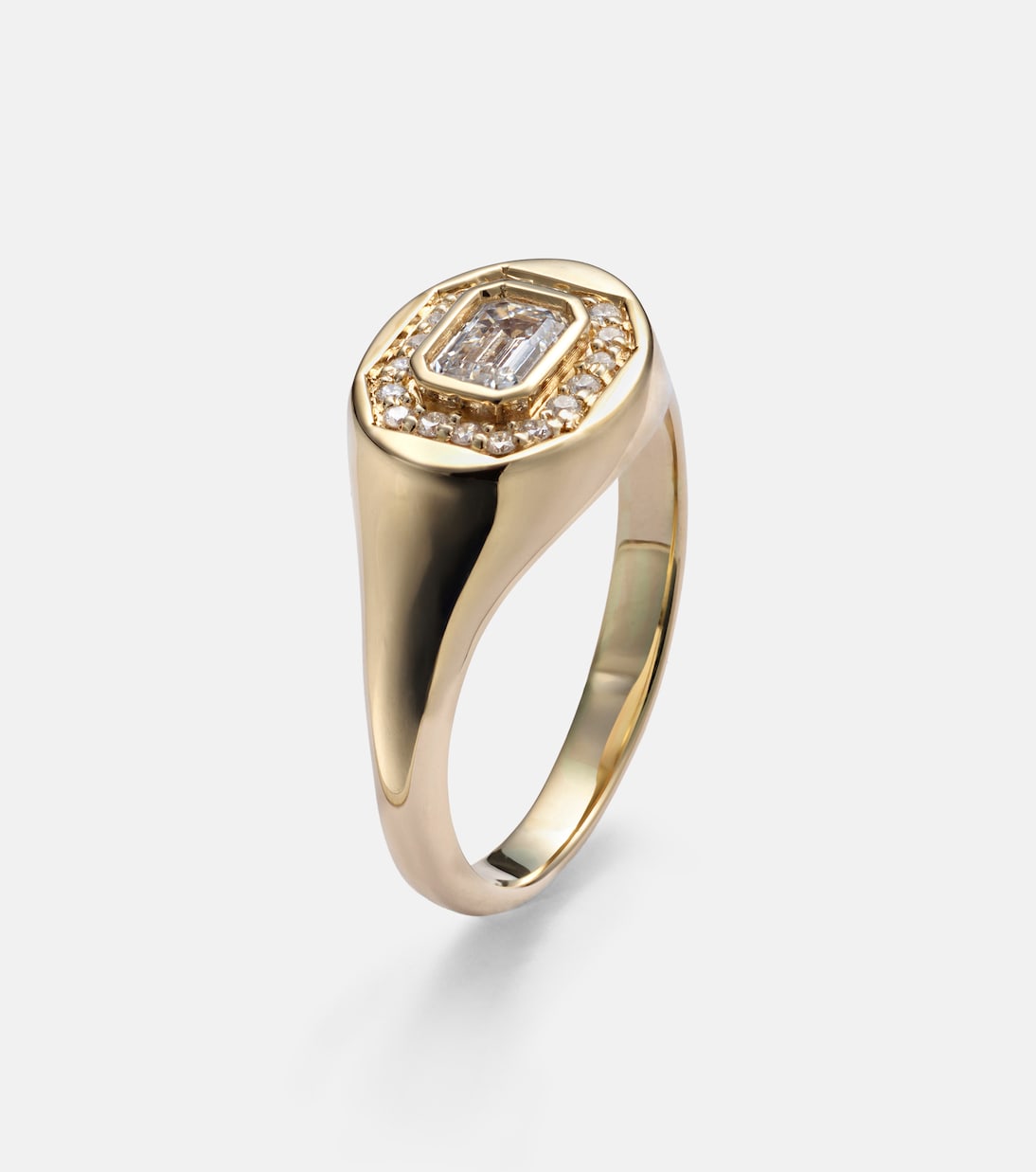 Essential Splurge 14kt gold pinky ring with diamonds | Stone and Strand