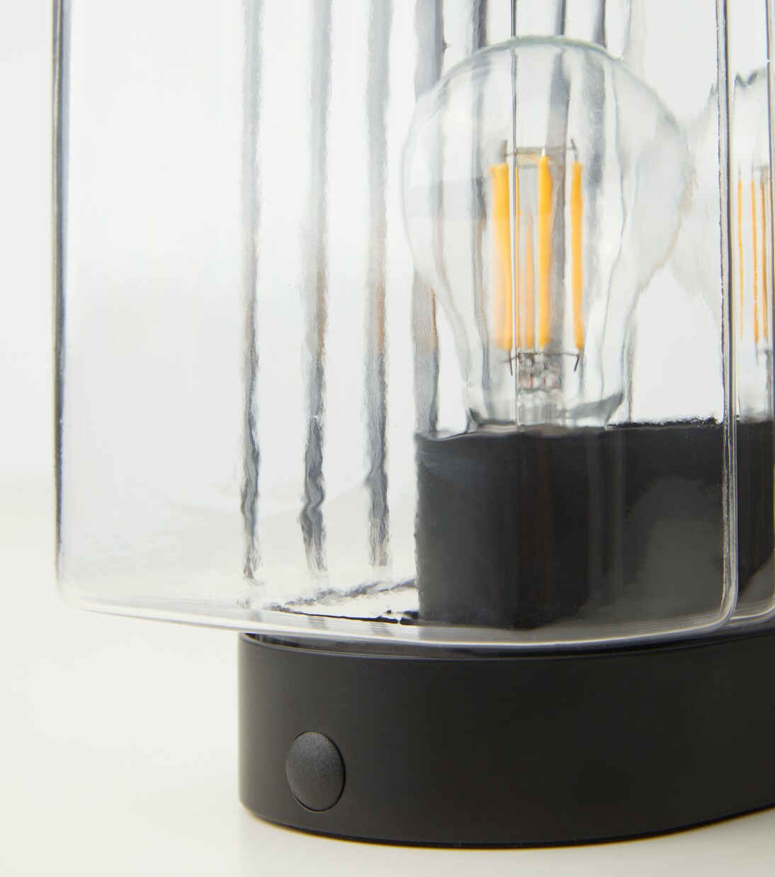 Lari Mini portable lamp by Angelo Mangiarotti | Karakter