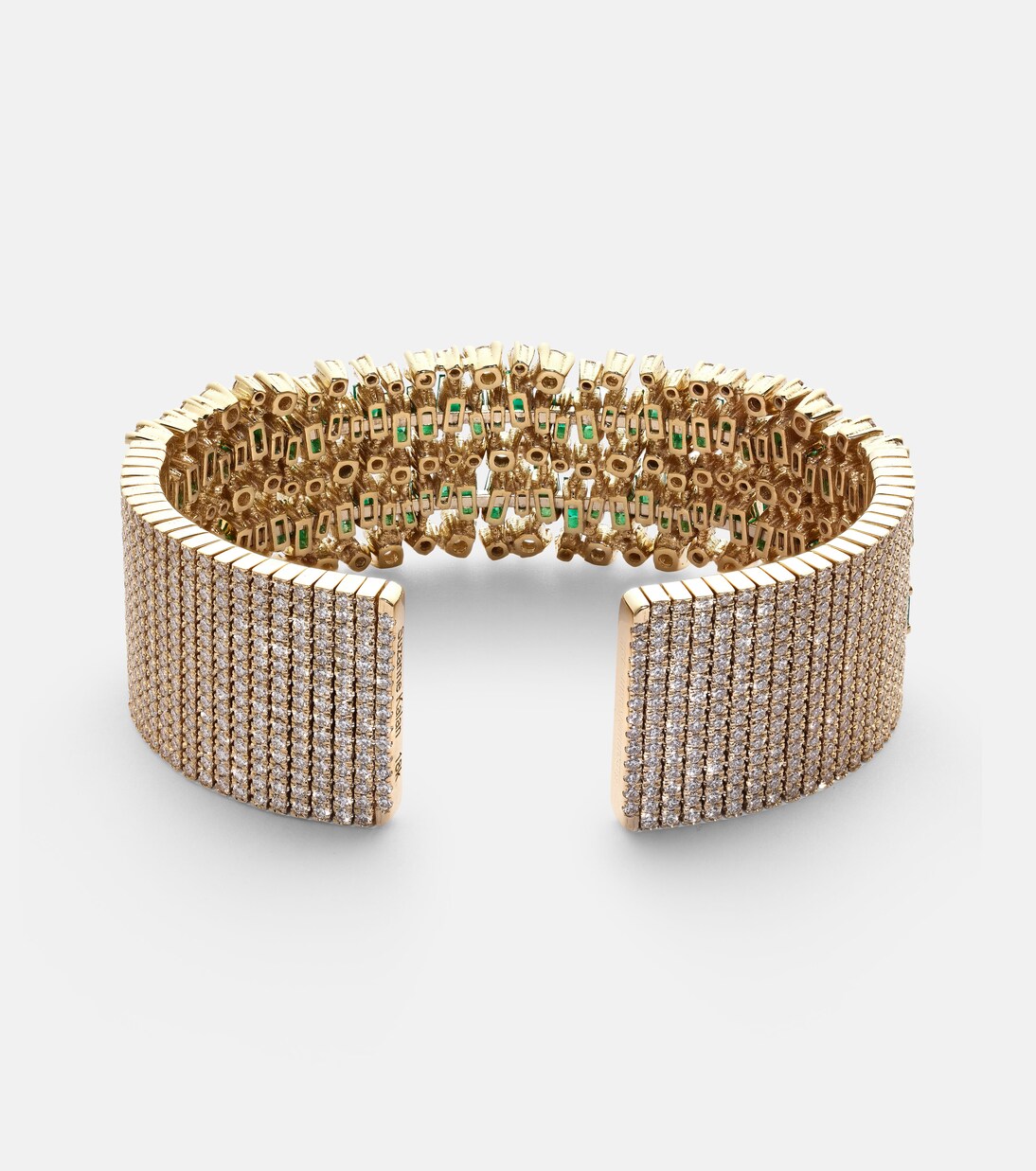 Bracciale in oro 18kt con smeraldi e diamanti, design esclusivo per giovani trendsetter