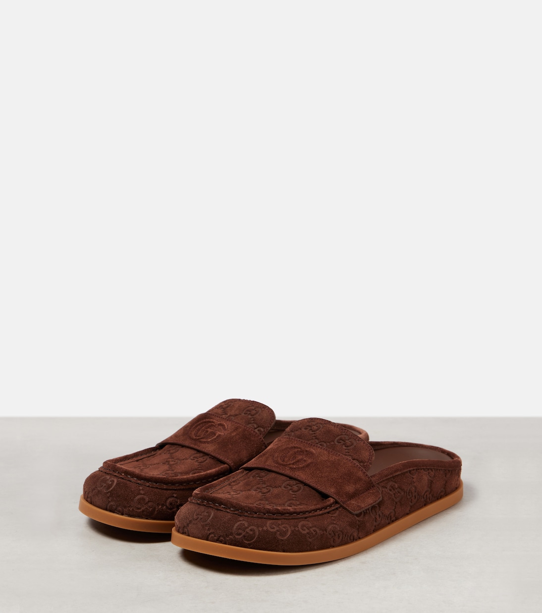 Scarpe basche GG in suede di GUCCI per uno stile giovane e moderno