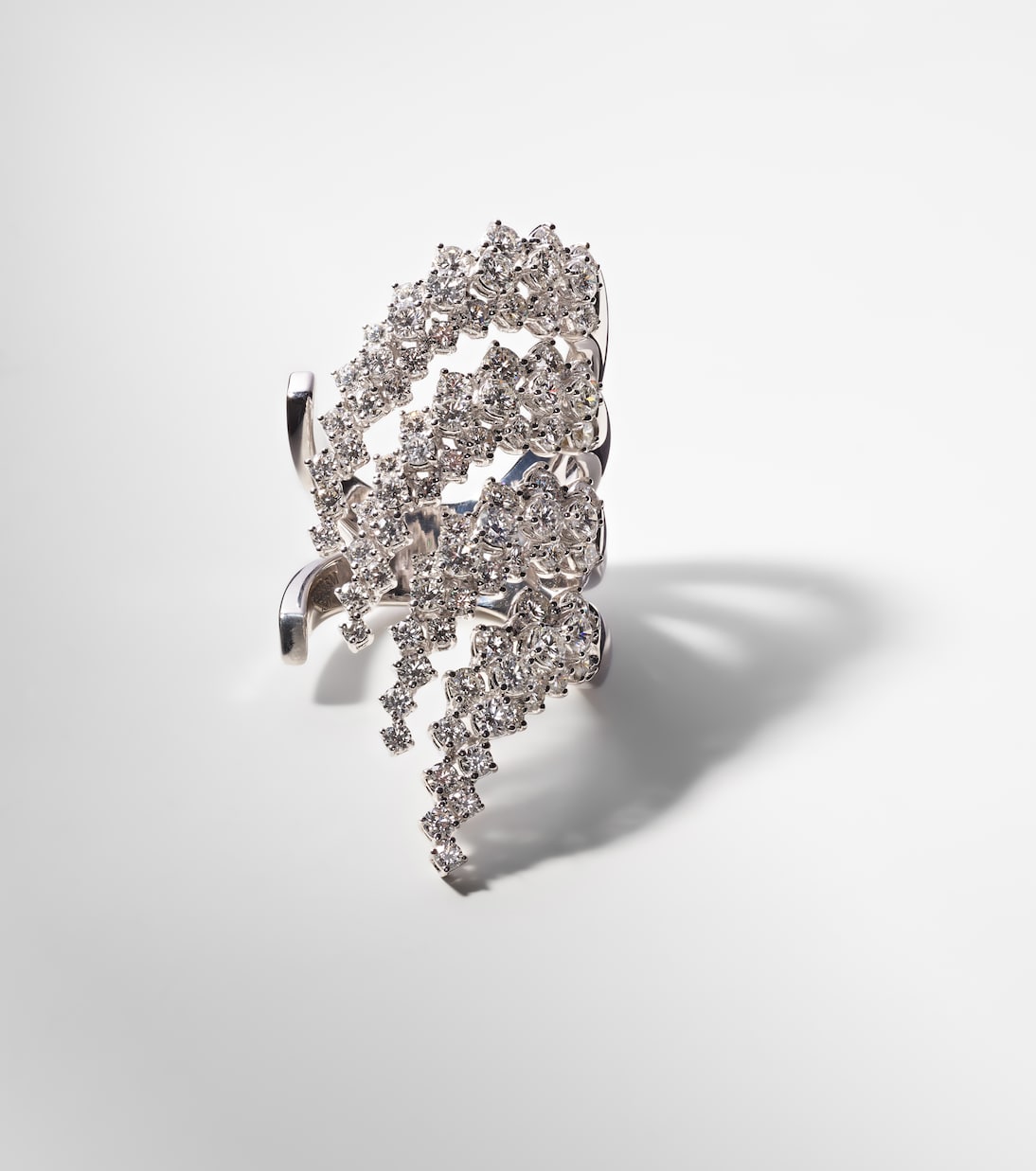 Anello Y-Not in oro bianco 18kt con diamanti | Yeprem