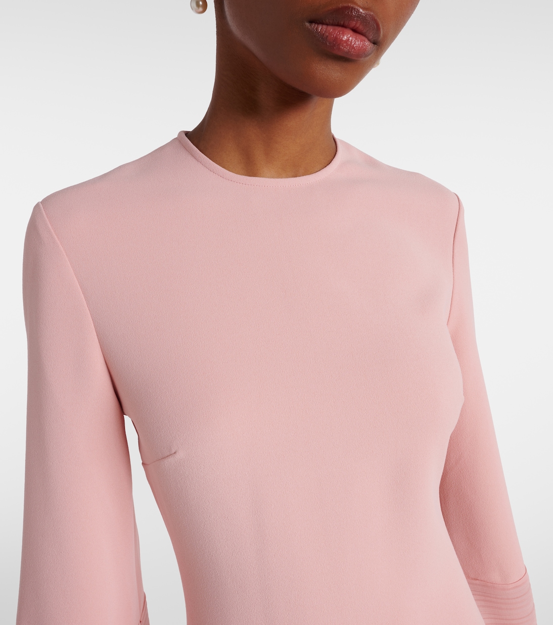 Robe longue Naomi en crêpe | Solace London