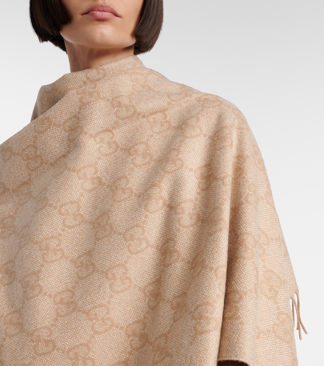 Capa de lamé en mezcla de cachemir con GG | Gucci