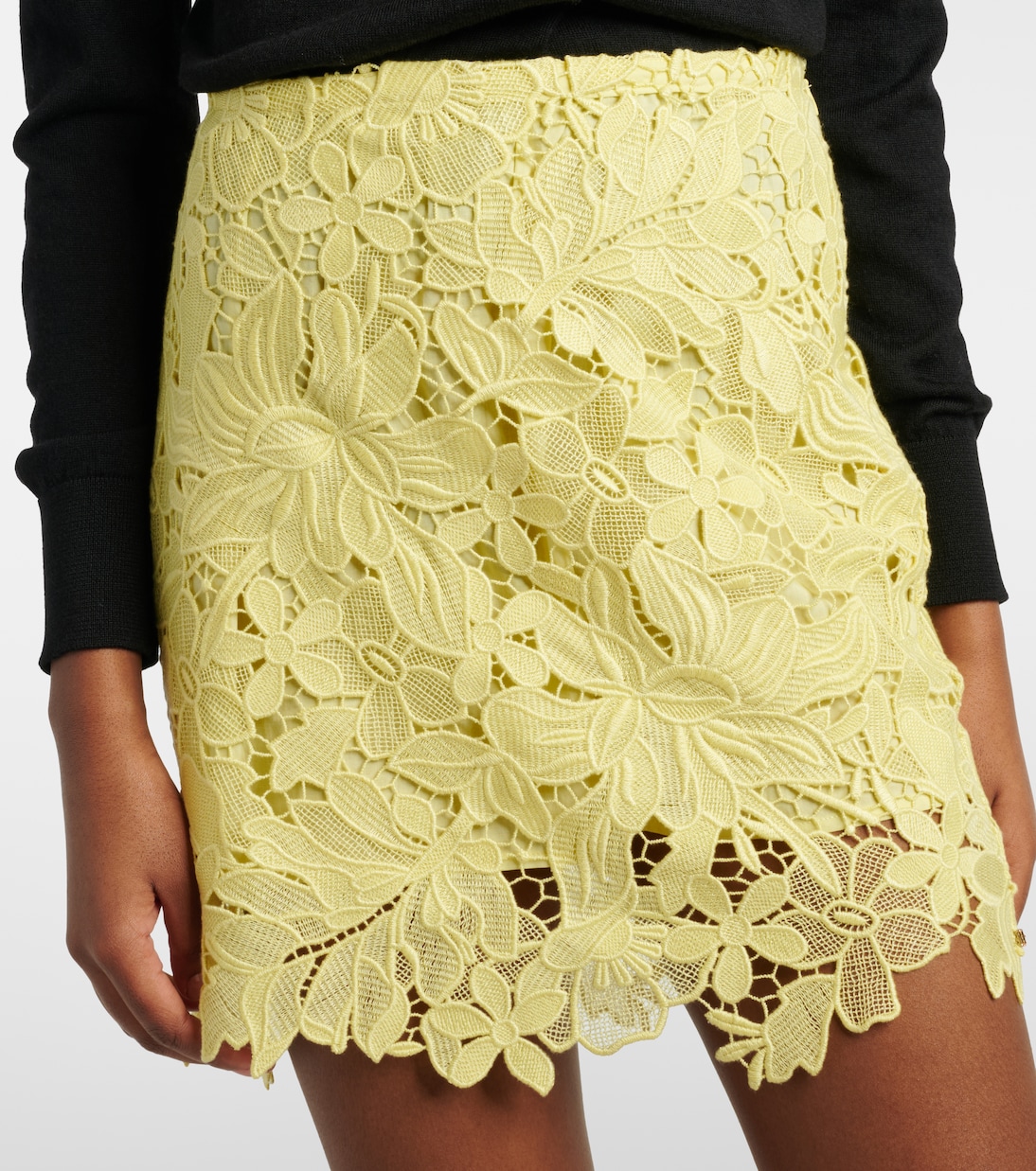 تنورة قصيرة من الدانتيل بطبعات الورود Bora | Sportmax