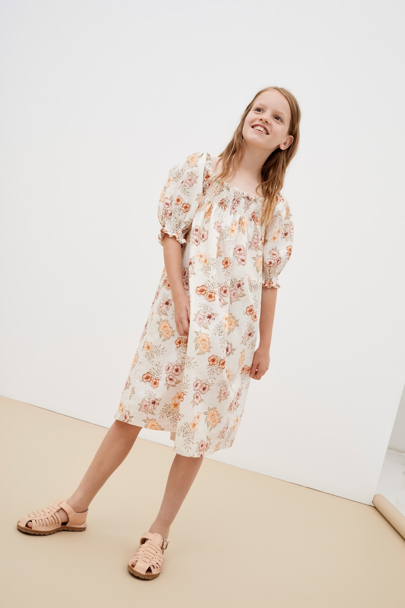 Kleid aus Leinen und Baumwolle | The New Society