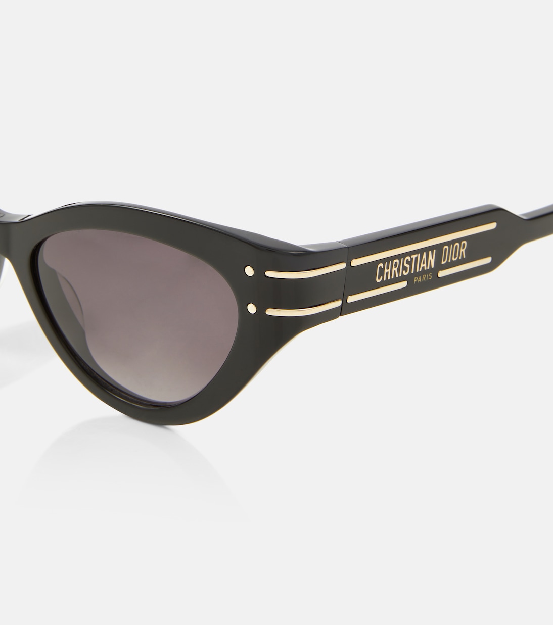 DiorSignature B7I cat eye sunglasses in black Dior Eyewear Mytheresa