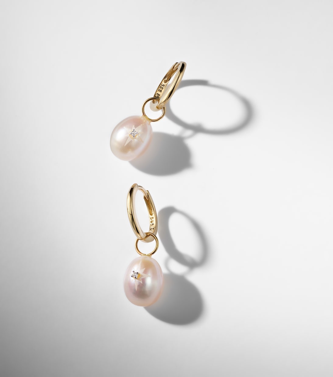 Boucles d’oreilles en or 14 ct, perles et diamants | Mateo