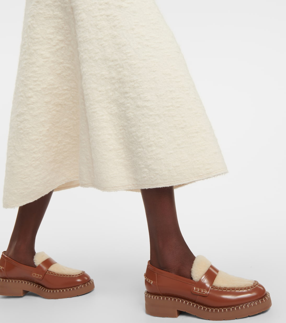 Loafers Noua aus Leder mit Shearling | Chloé