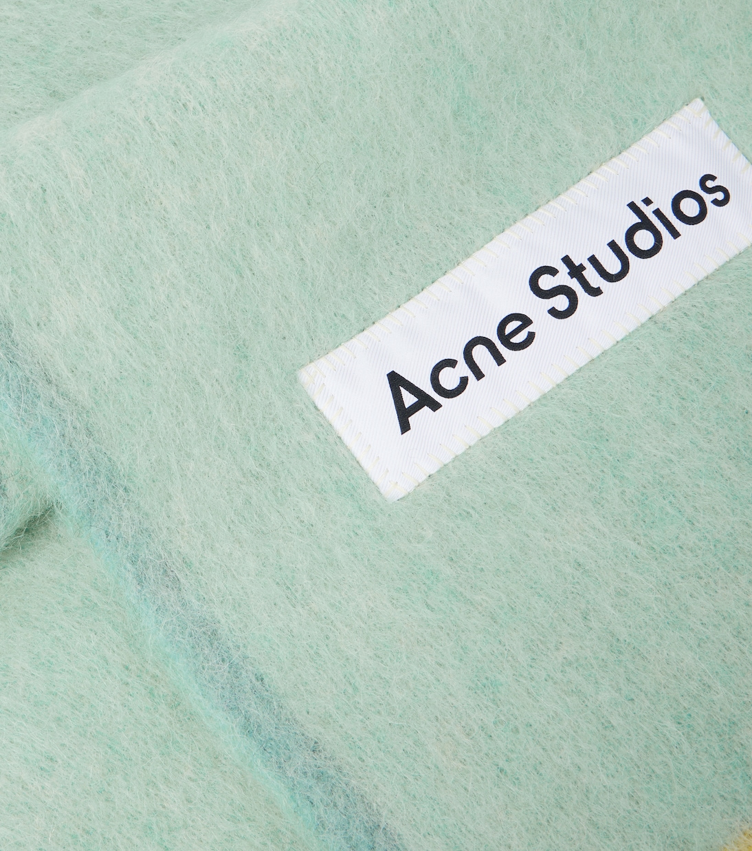 Sciacca in lana e misto fibre con frange, logo ACNE STUDIOS, stile giovane e trendy