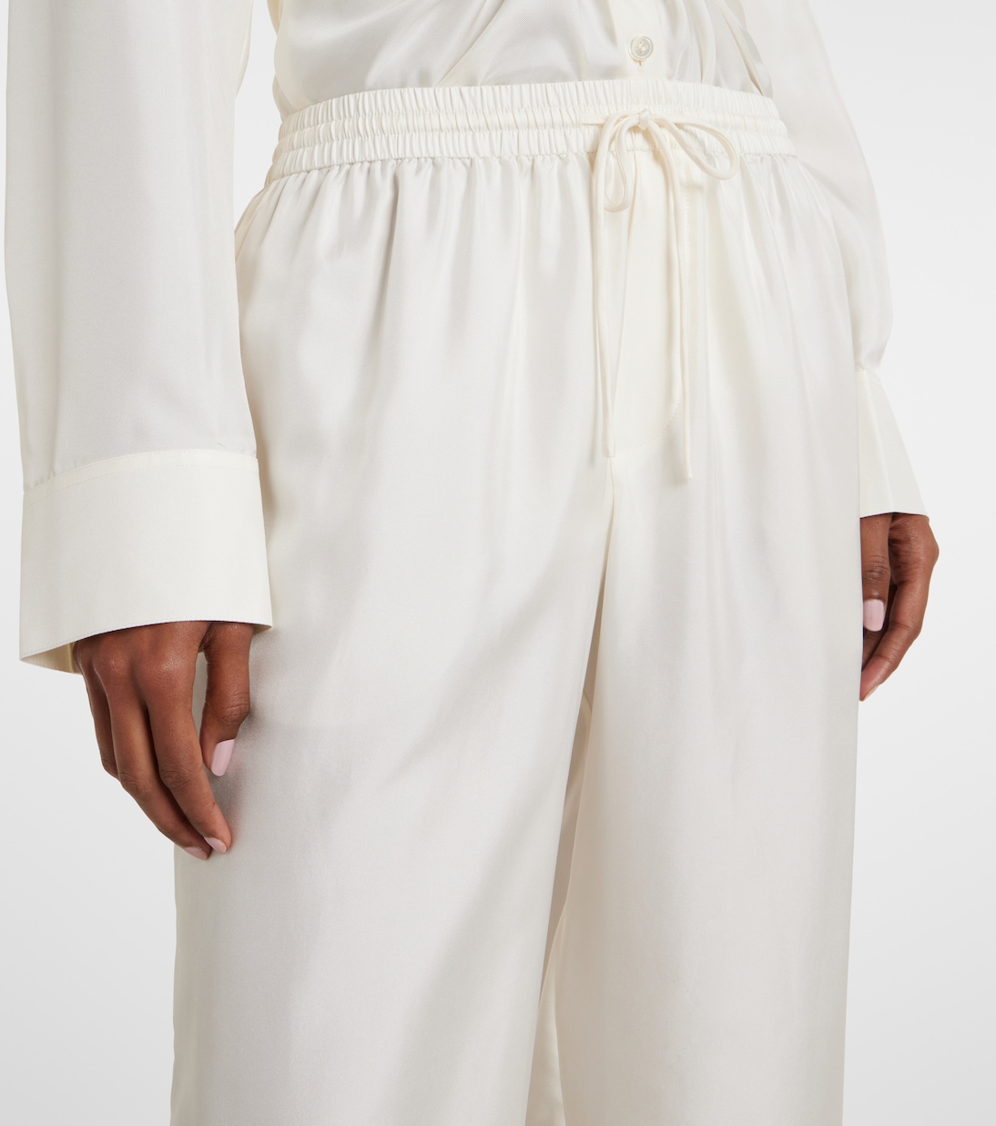 Pantalon ample en satin de soie | Róhe
