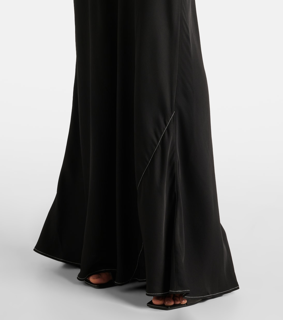 Robe longue en satin | Rotate