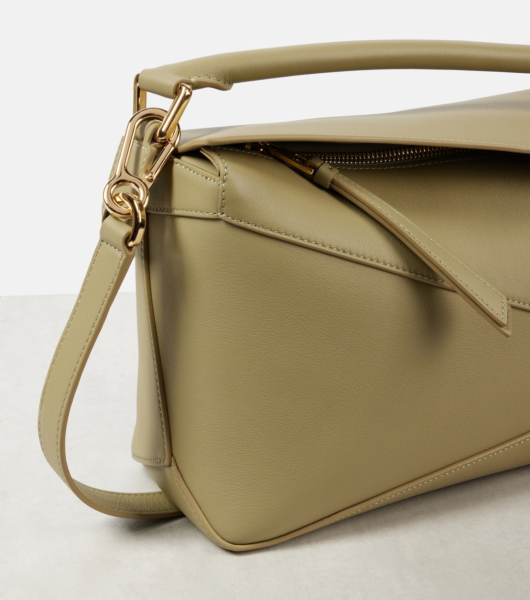 Tote Puzzle Small aus Leder | Loewe