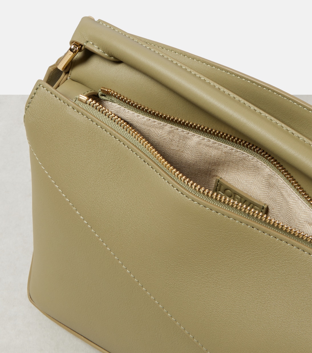 Tote Puzzle Small aus Leder | Loewe