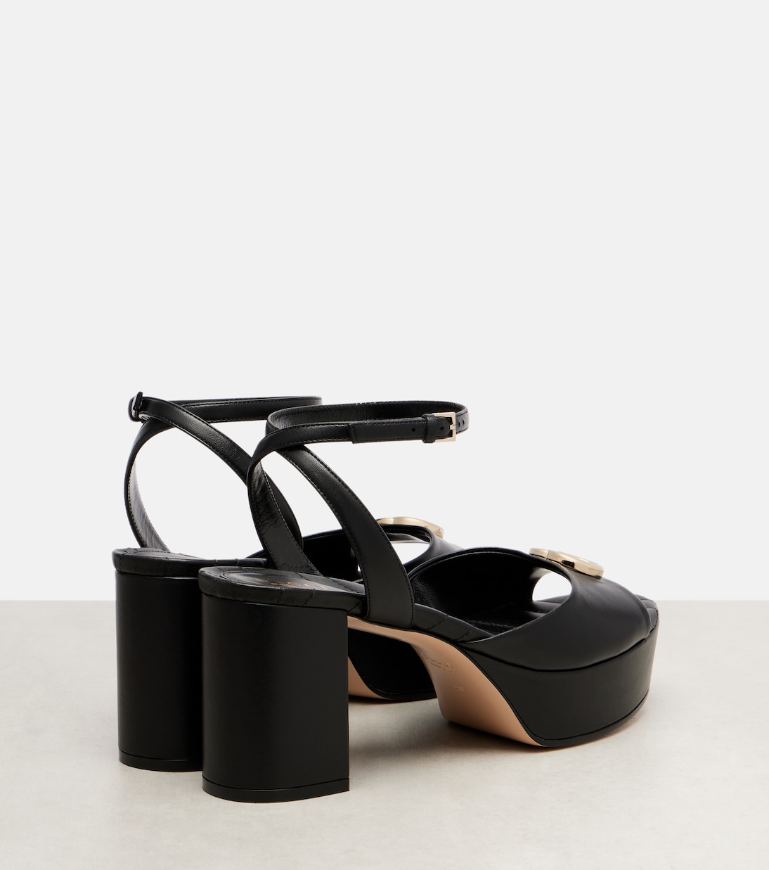 Double G leather platform sandals | Gucci
