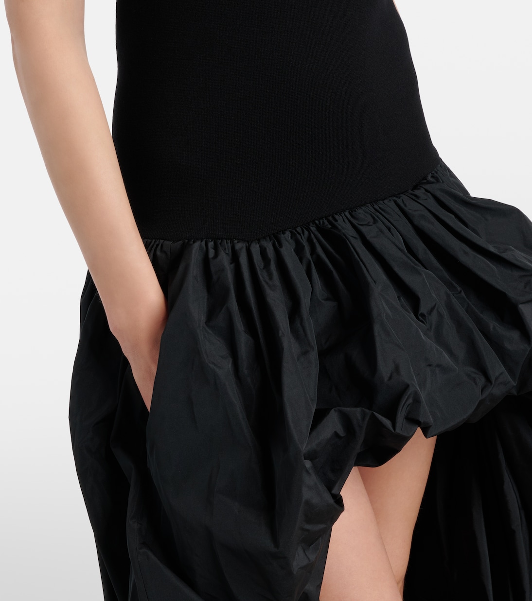 Abito lungo asimmetrico in crêpe e jersey | Stella McCartney