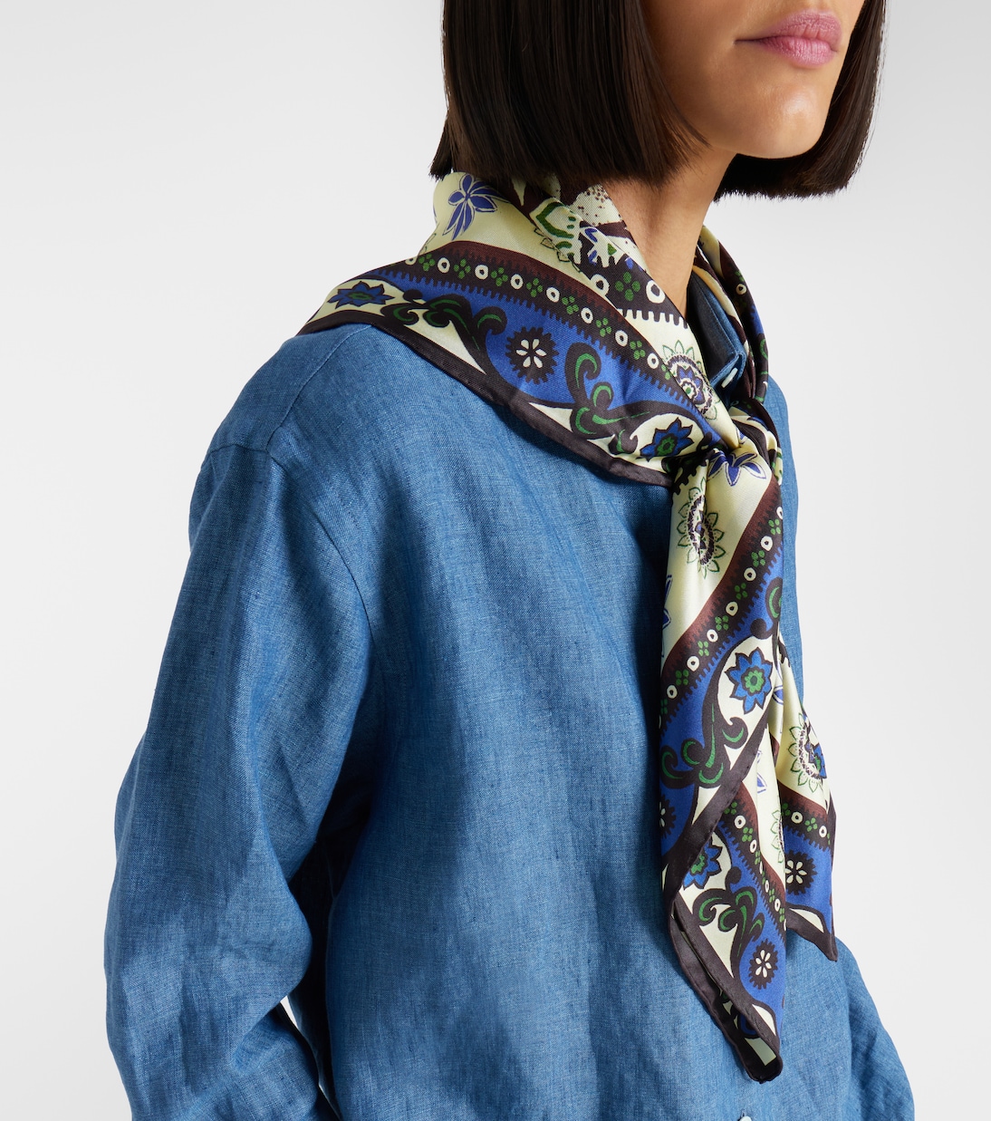 Sciarpa in raso di seta con stampa floreale | Alémais