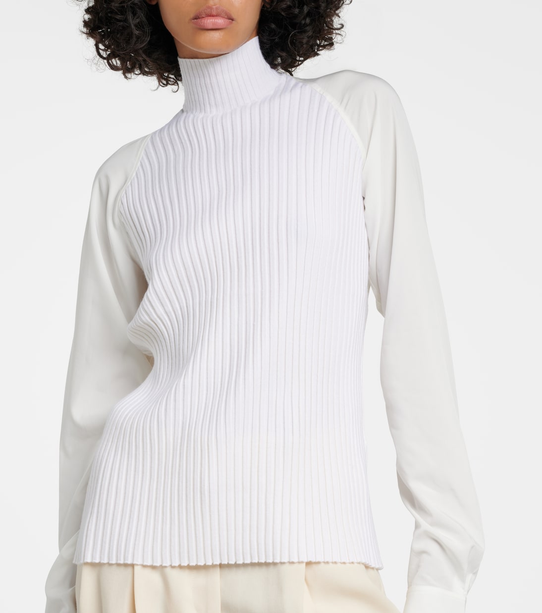 Top de cuello alto de mezcla de lana | Toteme