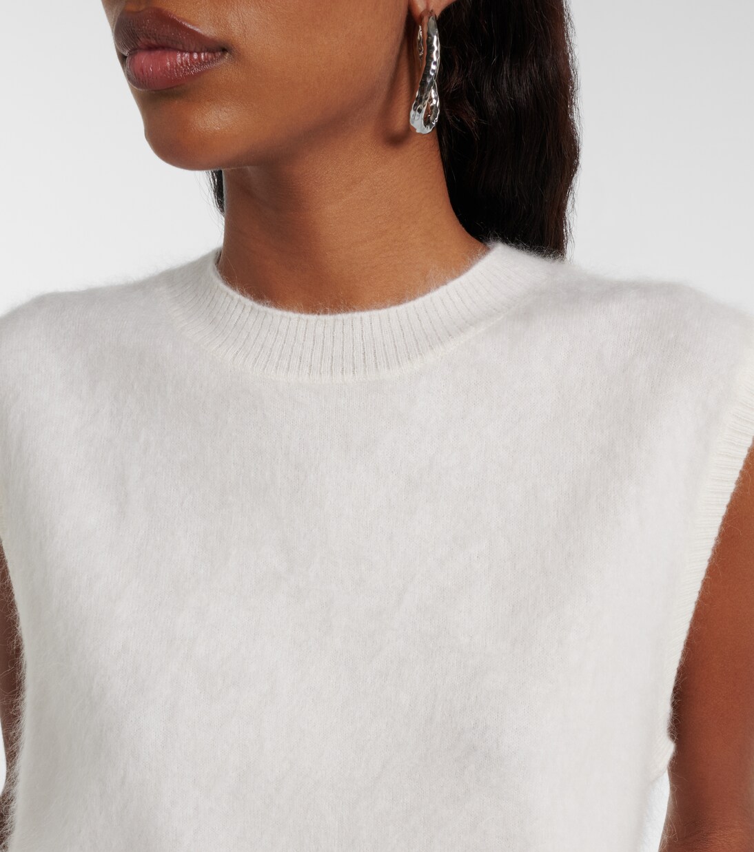 Yasmin cashmere sweater vest | Lisa Yang