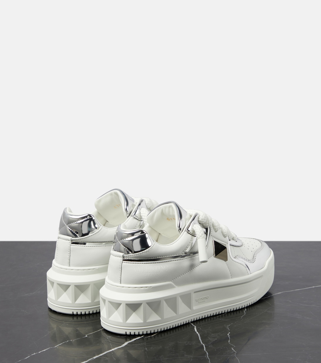 Sneakers One Stud XL con platform | Valentino Garavani