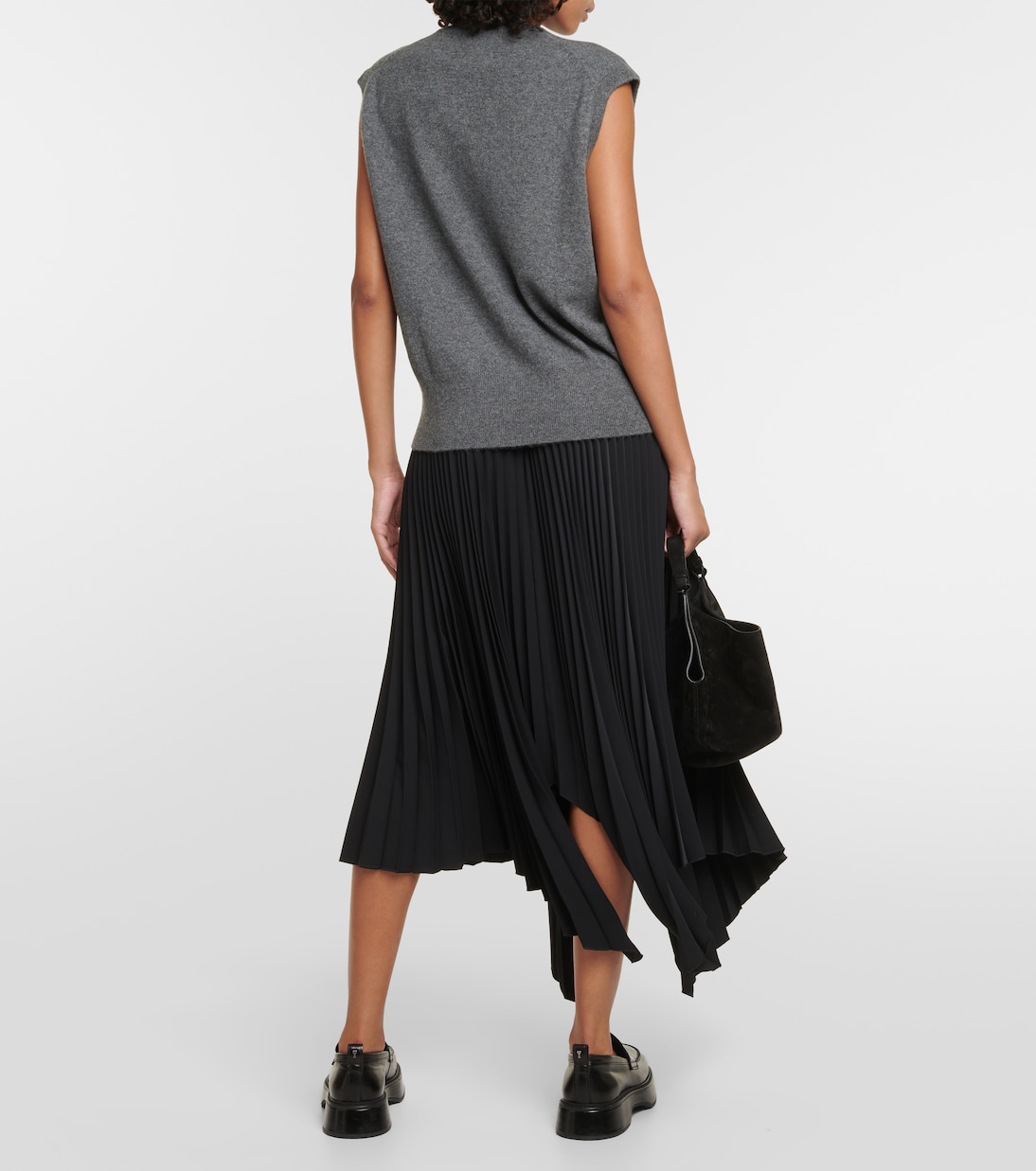 Chaleco de mezcla de cachemira N°243 Spencer para un estilo joven y moderno