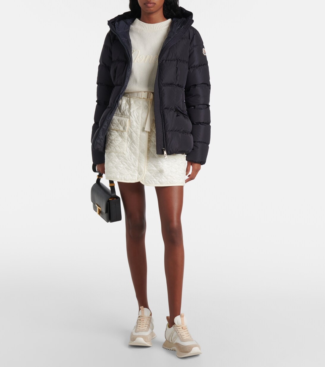 Chaqueta de Plumón Moncler Avoce para Jóvenes Modernos