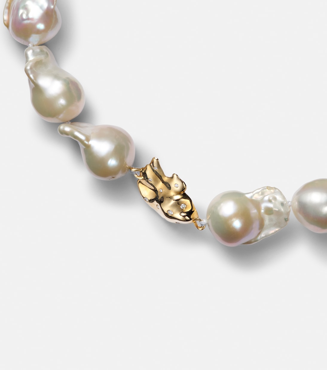 Collana in oro 14kt con perla barocca MATEO e dettagli diamantati per uno stile giovane e raffinato