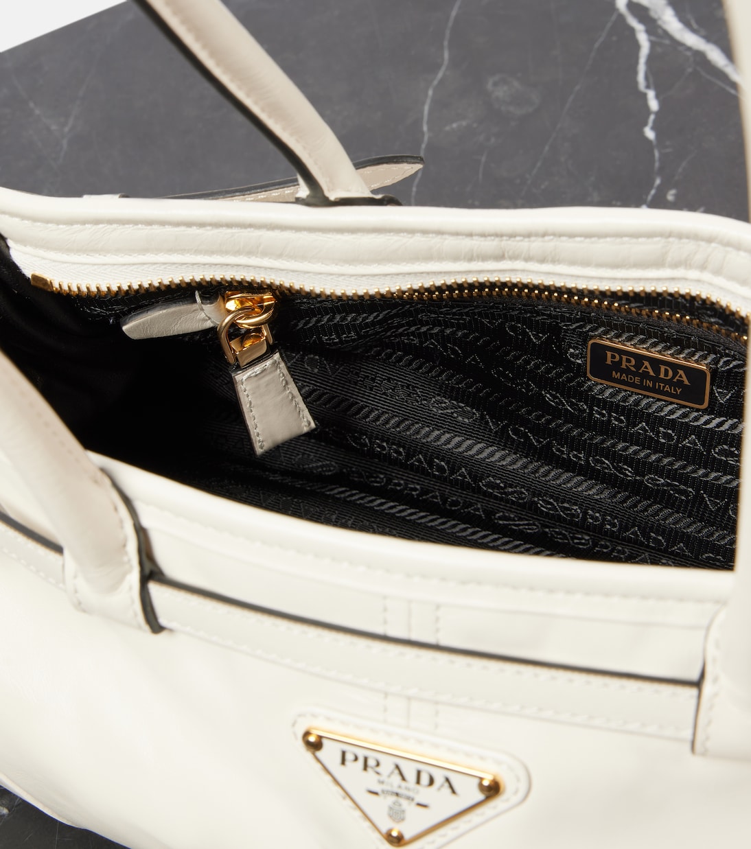 Borsa a spalla Medium in pelle | Prada
