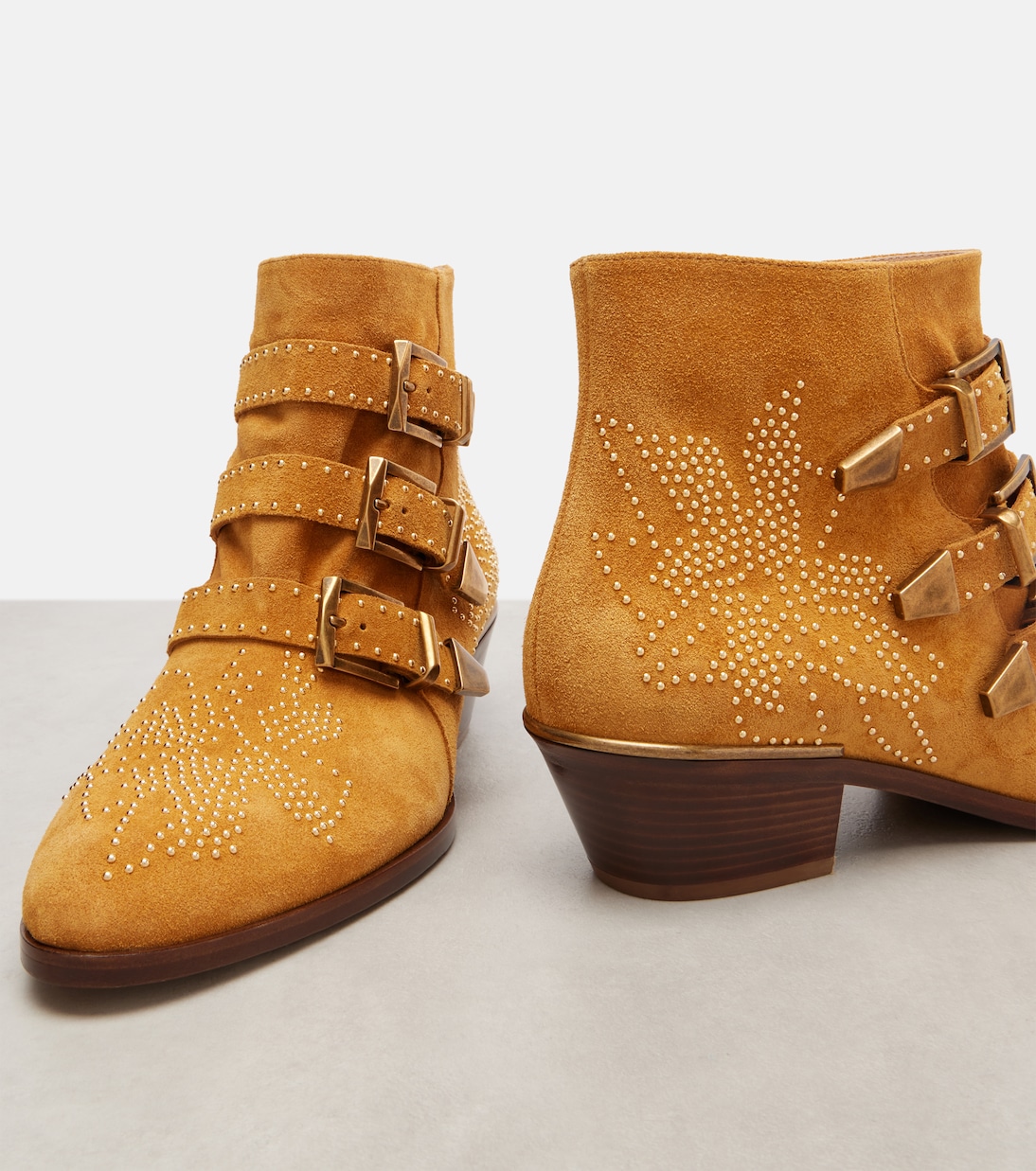 Botines Susan de ante con tachuelas | Chloé
