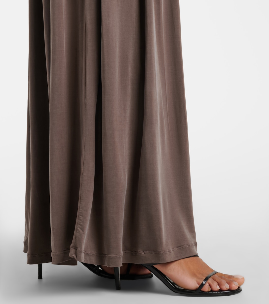 Abito lungo Alyve con scollo all’americana e drappeggio | Aya Muse