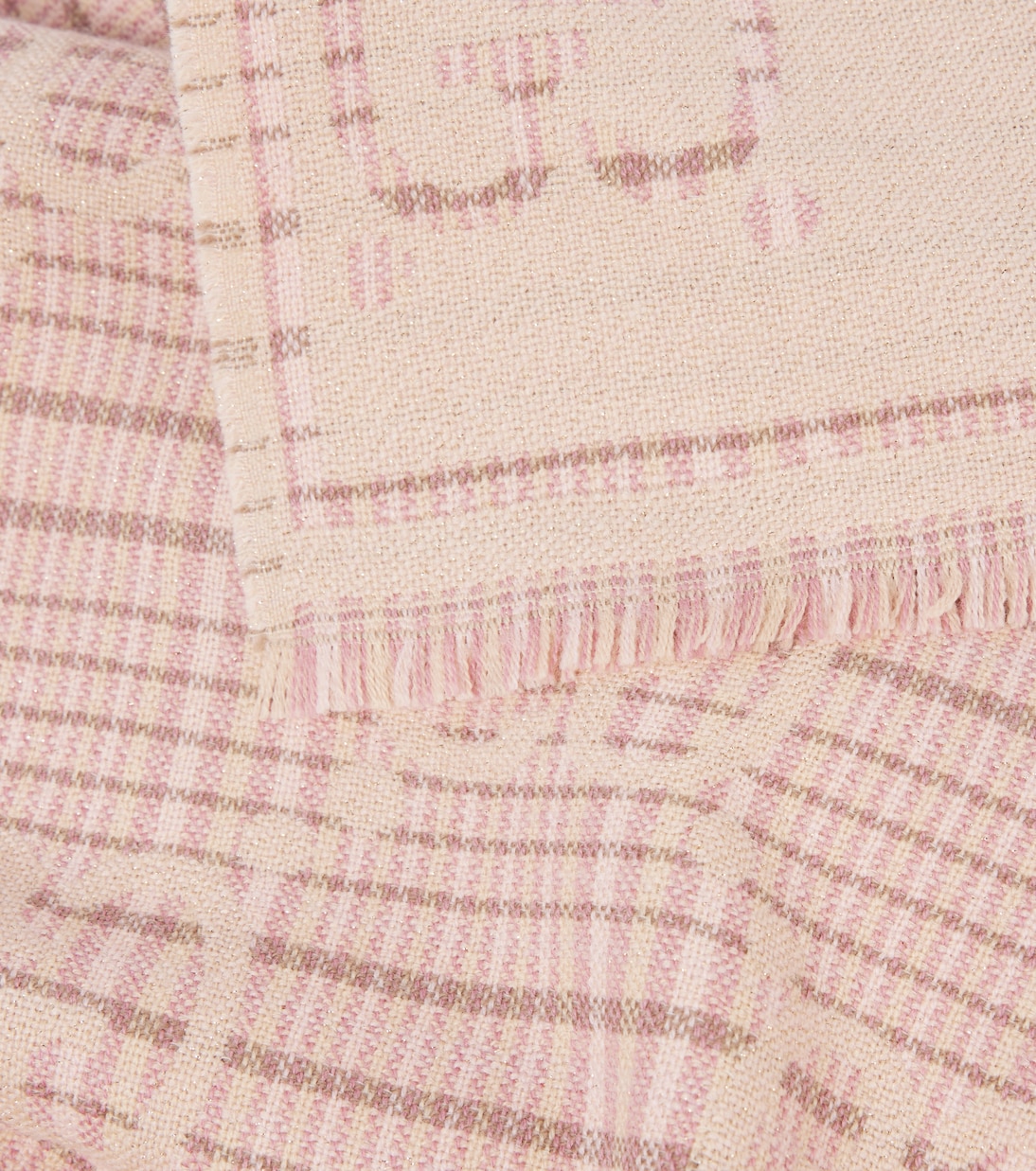Sciacca in jacquard GG di Gucci, misto lana per stile giovane