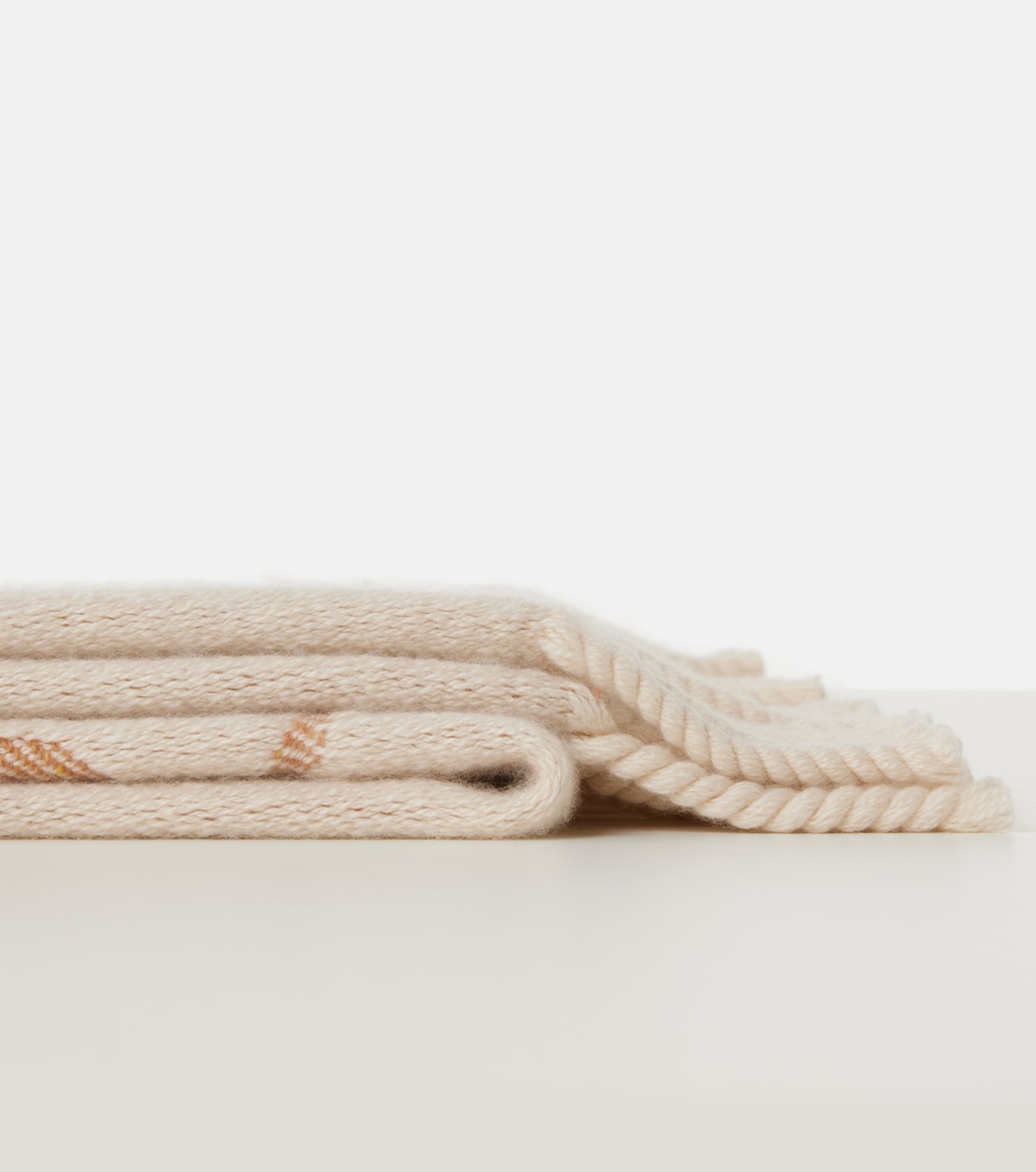 Crest fringed cashmere throw | Loro Piana