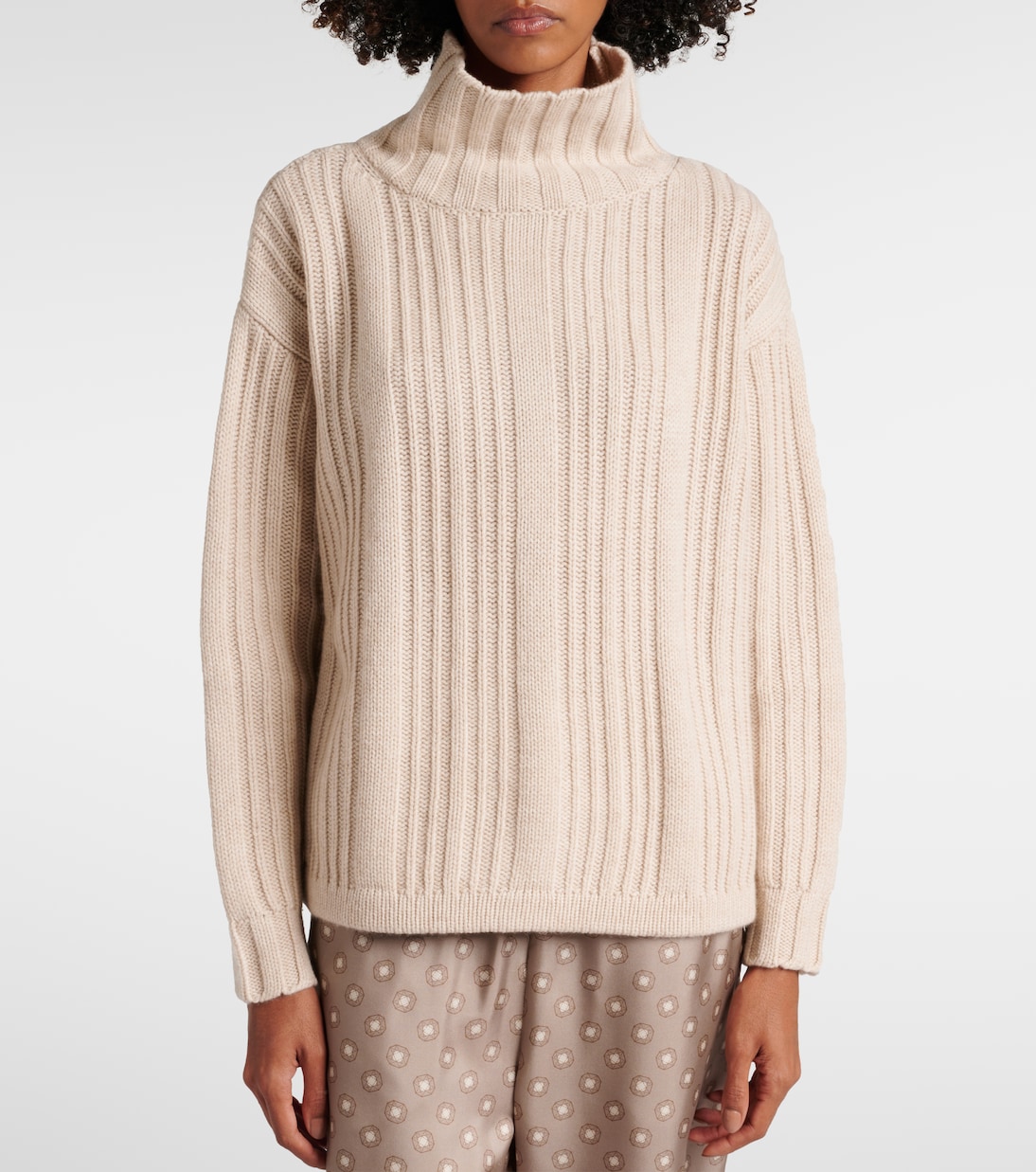 Vitalba wool and cashmere turtleneck sweater | Max Mara