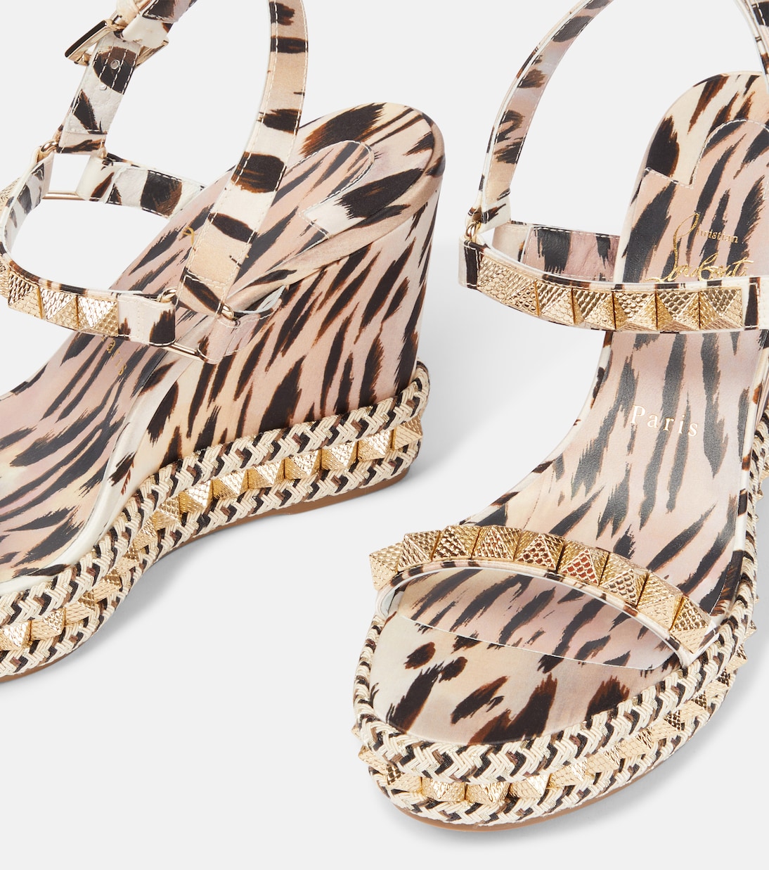 Scarpe espadrillas in raso stampa leopardo Pyraclou 110 di Christian Louboutin per un look giovane e audace