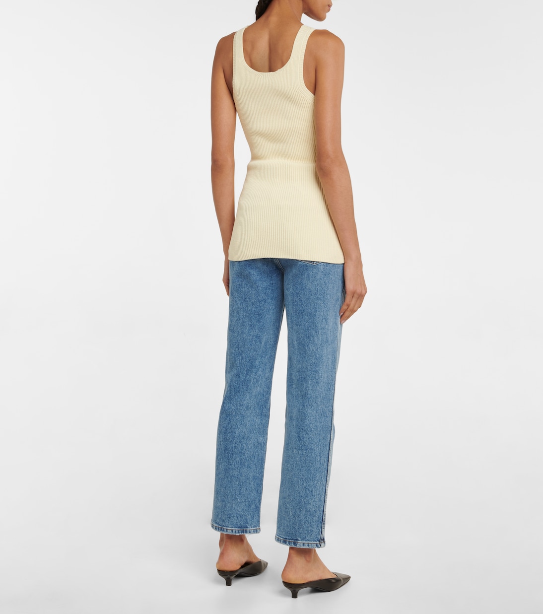 Top | Toteme
