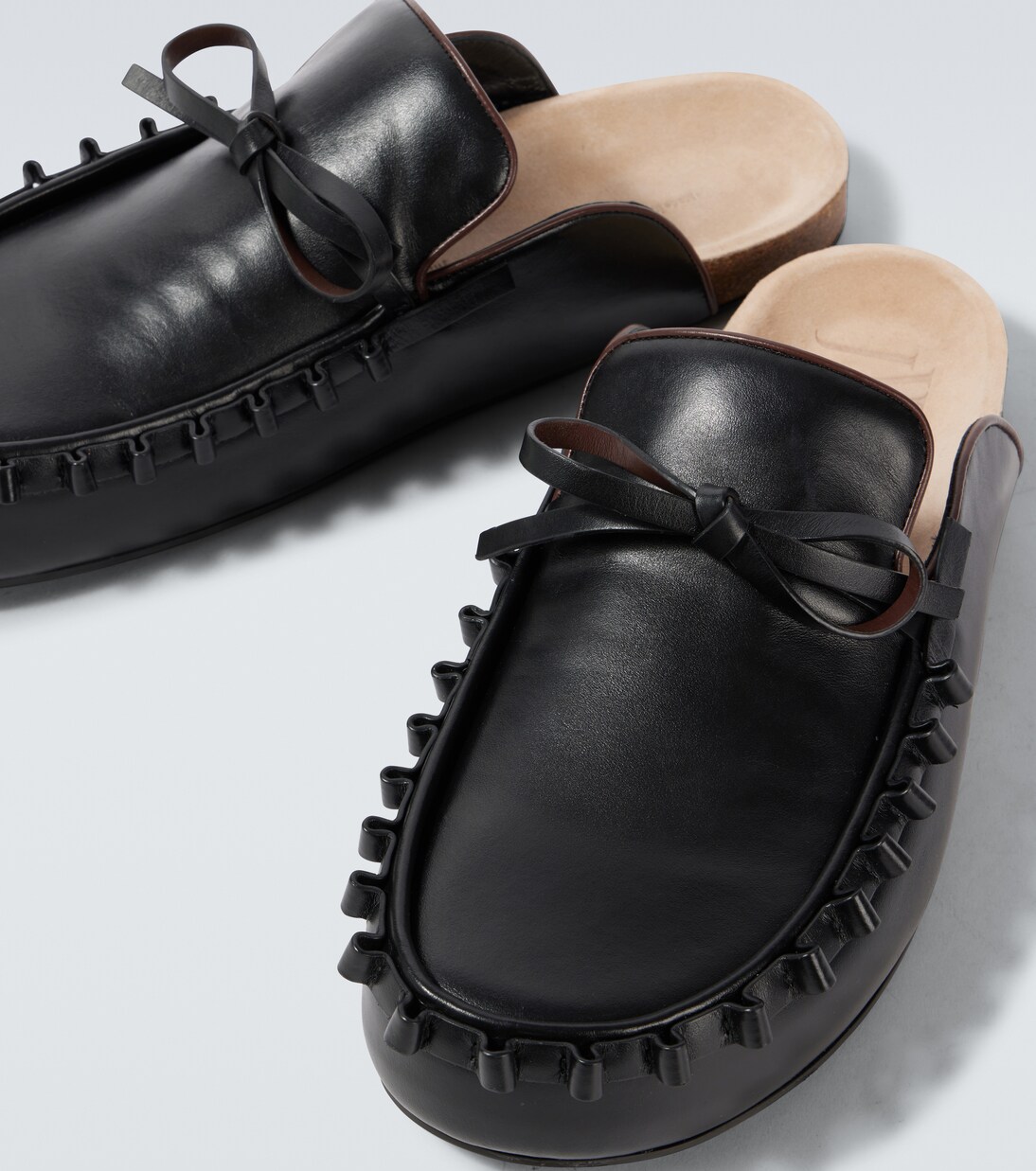Pantoletten aus Leder | JW Anderson